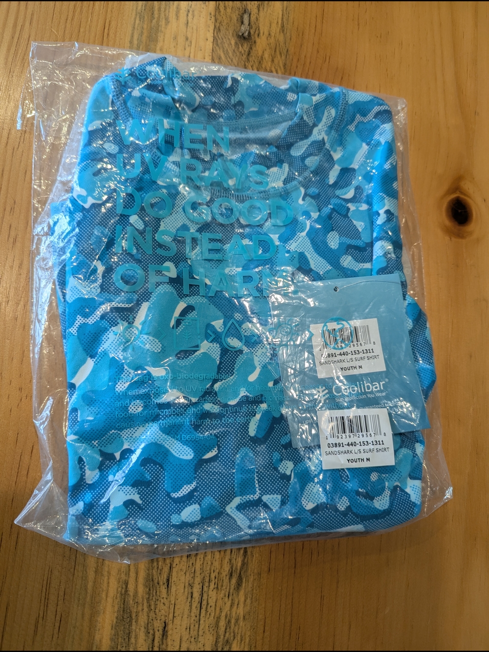 Coolibar Boys Long Sleeve Blue Camo Rash Guard Sz M